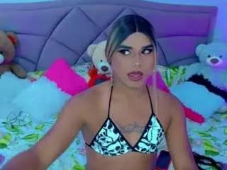 sara-brownn from CamSoda