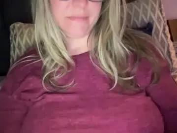 3xxxdaily from Chaturbate is Freechat
