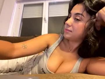 _elena_barra from Chaturbate