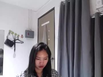 _ellevivien from Chaturbate