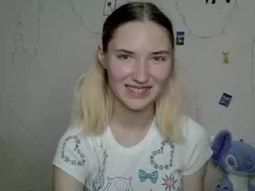 _kikiclark_ from Chaturbate