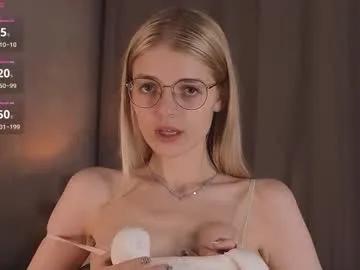 _luckybet_ from Chaturbate is Freechat