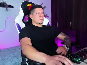 _robertobaggio from Chaturbate is Freechat