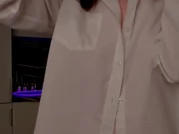 _secretelly_ from Chaturbate is Freechat