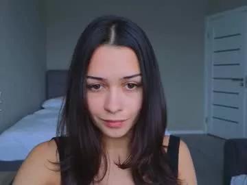 A_p_p_l_e from Chaturbate