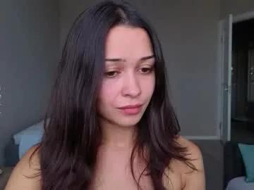 A_p_p_l_e from Chaturbate