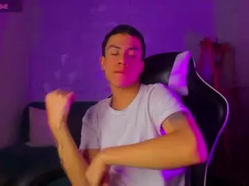 Aaron_1806 from Chaturbate