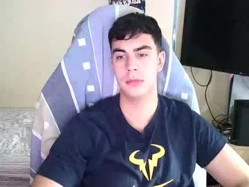 aaronlavine from Chaturbate