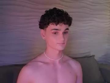 adam_21cm from Chaturbate