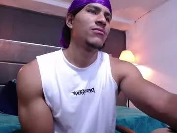 adam_fit19cm from Chaturbate