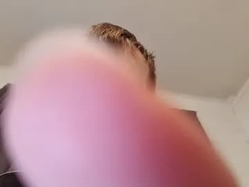 adamross1999 on Chaturbate 