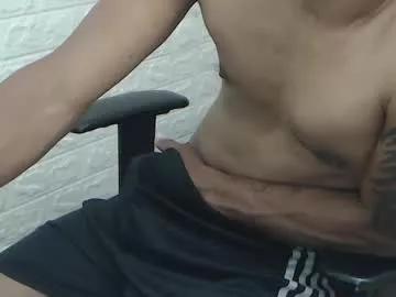 adamwarner32 from Chaturbate