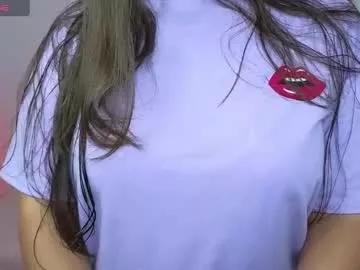 adara_lennox from Chaturbate