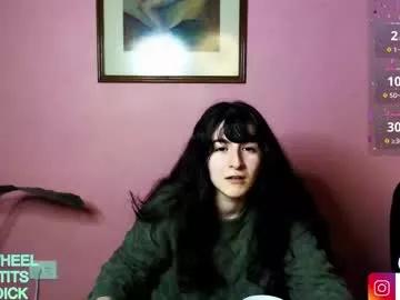 addictcouple2001 from Chaturbate
