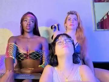 Try our streaming cams variety and talk on a personal level with our adorable girls streamers, showing off their bountiful shapes and dildos.