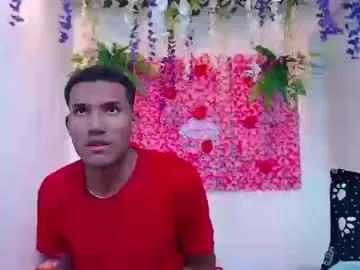 Adriel_and_risitos_ from Chaturbate