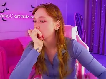 Agatafoxley from Chaturbate