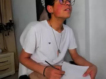 akas_miller on Chaturbate 