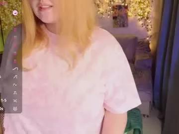 Akinohana from Chaturbate