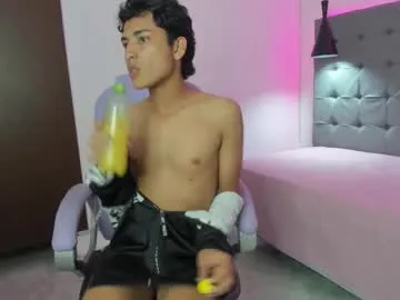 Alamgrey_ from Chaturbate