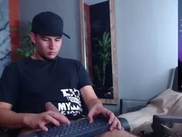 Alan__smith from Chaturbate