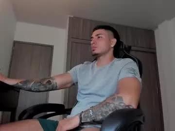 alan_muscle from Chaturbate