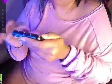 Alanna_brunette from Chaturbate