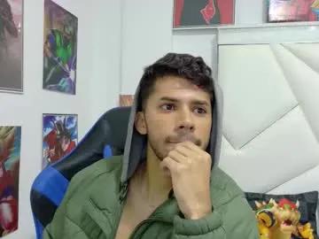 Alanvilla_lobo from Chaturbate