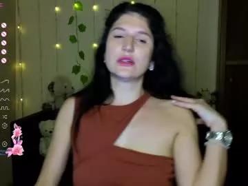 alianna_solo_kiss from Chaturbate