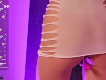 allenamoon from Chaturbate