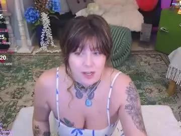 allieberrybb from Chaturbate