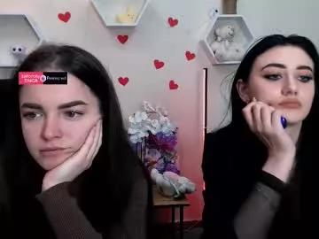 Try our streaming cams variety and talk on a personal level with our adorable girls streamers, showing off their bountiful shapes and dildos.