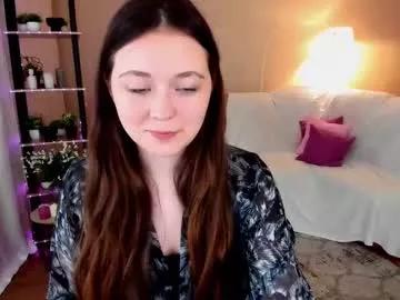 alluringeyess from Chaturbate