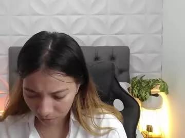 alma_fenix from Chaturbate