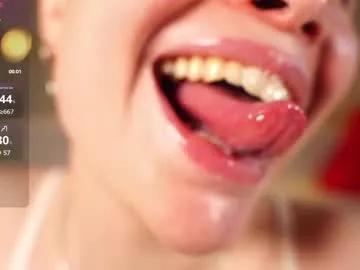 alma_yammy from Chaturbate