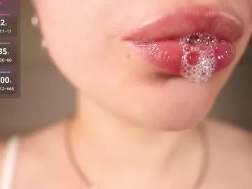 alma_yammy from Chaturbate