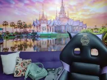 alyy_cute from Chaturbate