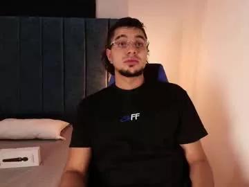 amadeo_wild from Chaturbate