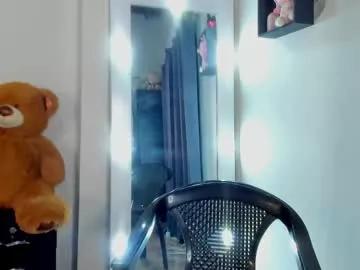 amalia_roussek from Chaturbate