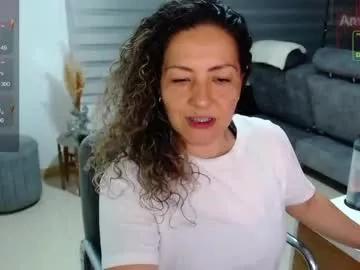 amanda_bella1 from Chaturbate