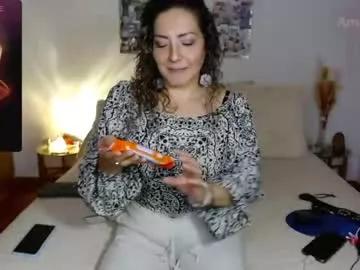 amanda_bella1 from Chaturbate