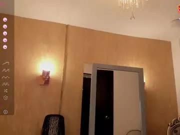 amara_rosh from Chaturbate