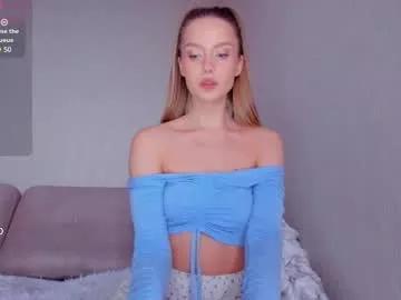 amazing_roxana from Chaturbate