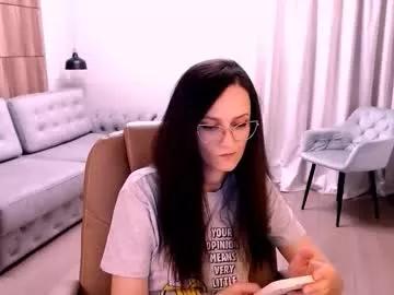 Amazingeyes89 from Chaturbate