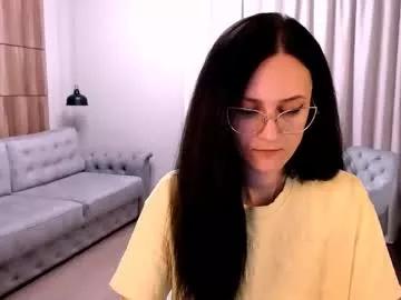 Amazingeyes89 from Chaturbate