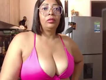 ambarsofhia from Chaturbate