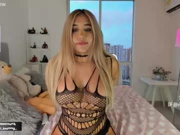 Discover amelie_bunny_real from Chaturbate