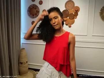 Discover amnie_ from Chaturbate
