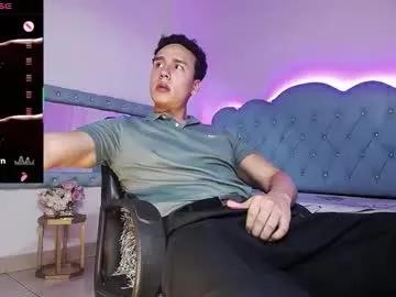 andrew_thomas_ from Chaturbate is Freechat