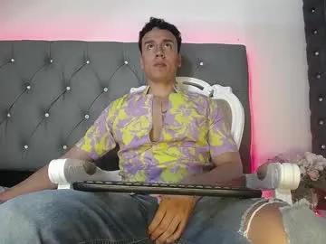 andrew_thomas_ from Chaturbate is Freechat